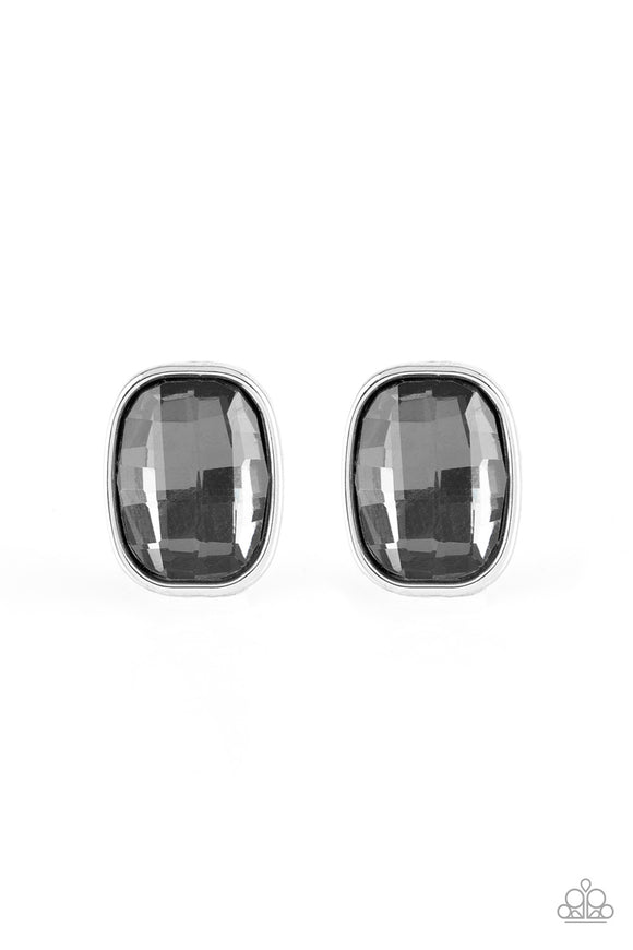 Paparazzi Earrings - Incredibly Iconic - Silver