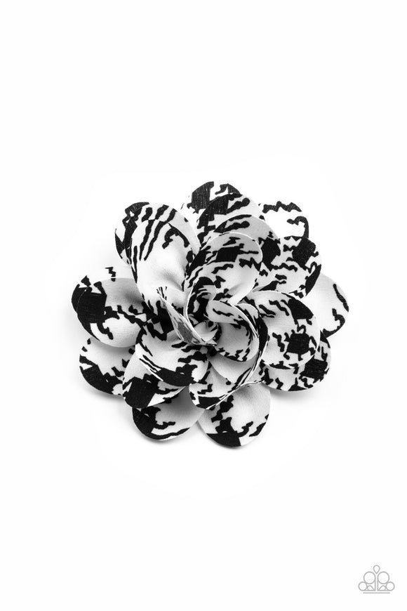 Paparazzi Hair Accessories - Patterned Paradise - White
