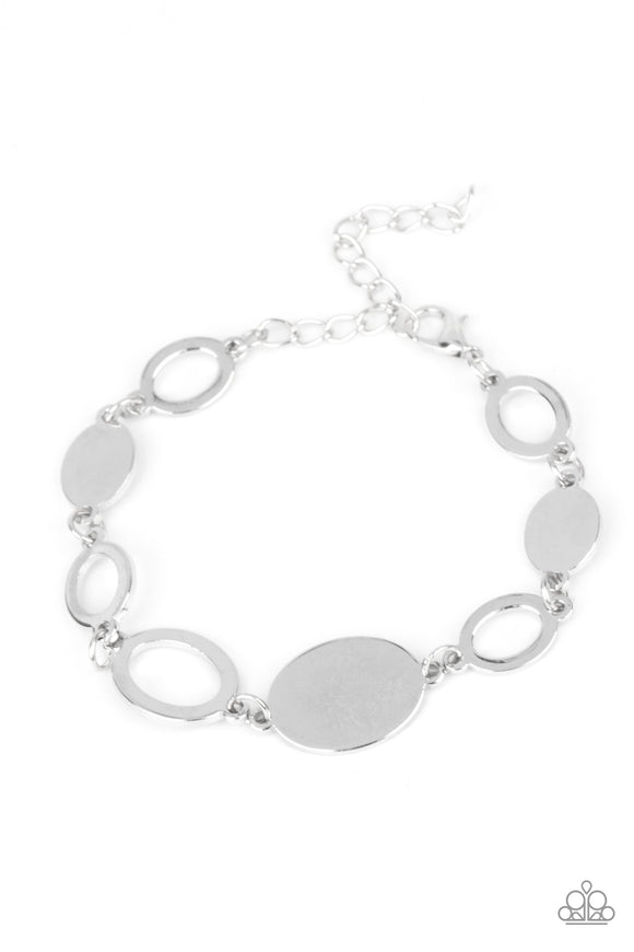 Paparazzi Brcelet - OVAL and Out - Silver
