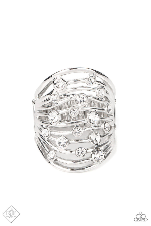 Paparazzi Ring PREORDER - Fashion Fix March 2022 - Radiantly Rising - White