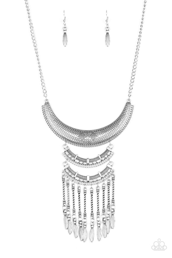 Paparazzi Necklace - Eastern Empress - Silver