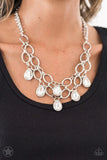 Paparazzi Necklace - Snow-Stopping Shimmer - White