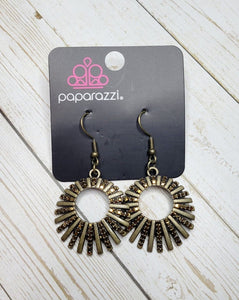 Paparazzi Earring - Rebel Replendence - Brass